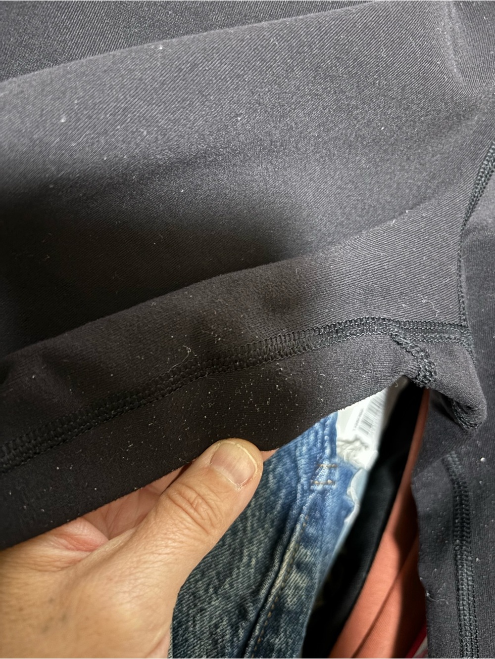 Lululemon - Picture 4 of 5